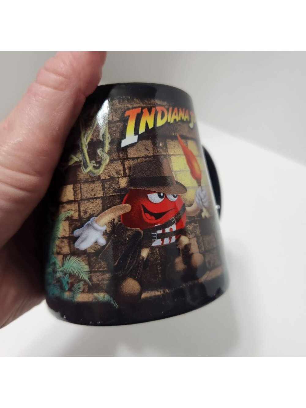 Indiana Jones M&Ms Collector Mug 2008 Black Ceramic Jungle Adventure Scene